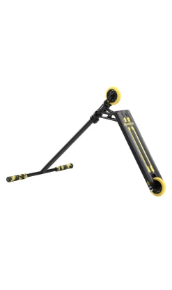 Sacrifice Chapter 2 Street Scooter Goss Black/gold -Trendy Skate Shop Chapter2BlackGoldBottom