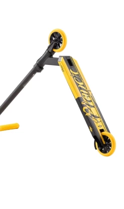 Trendy Skate Shop -Trendy Skate Shop SacrificeV3PlayerScooterBlack Orange.v2psd